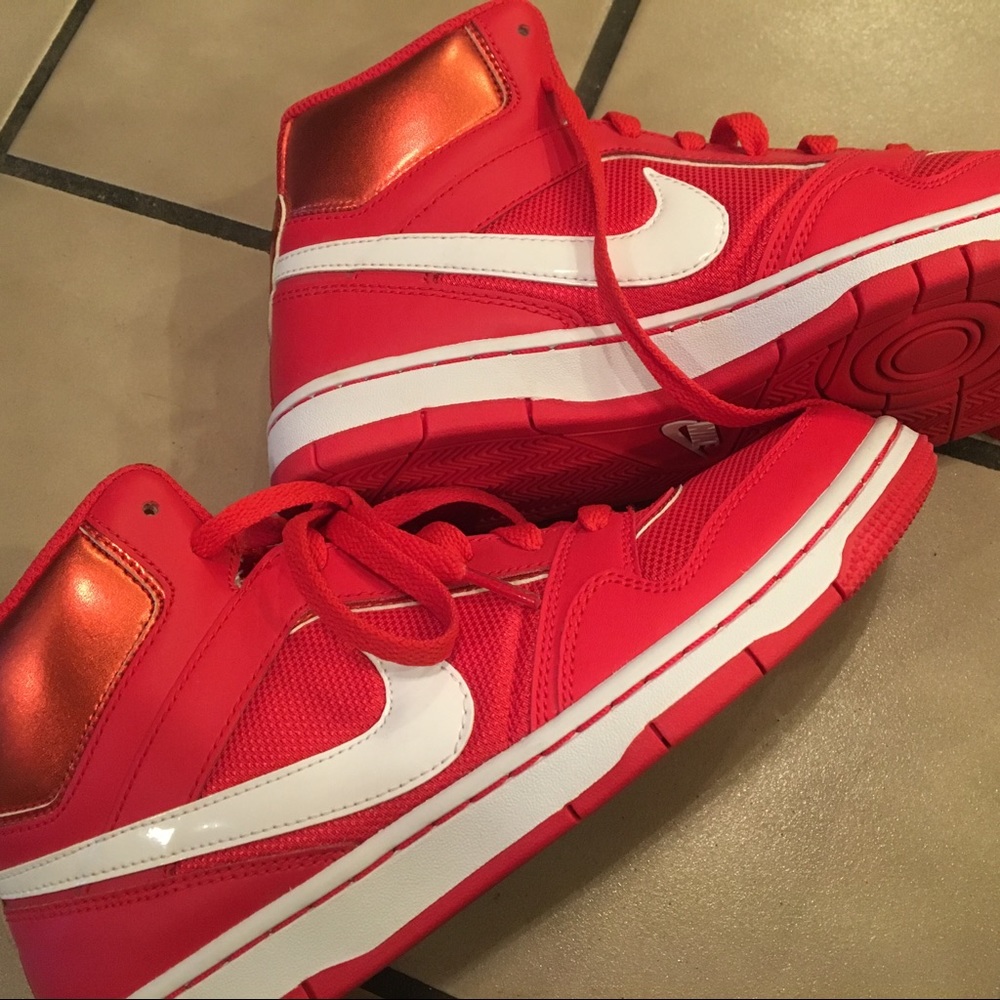 ❌SOLD!❌SOLD!❌Red Nikes